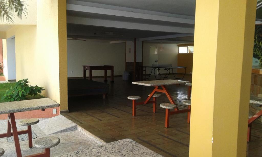 Caldas Novas - Go - Apartamento Parque Das Aguas Quentes Bloco 1 - Em Frente Clube Prive Dış mekan fotoğraf